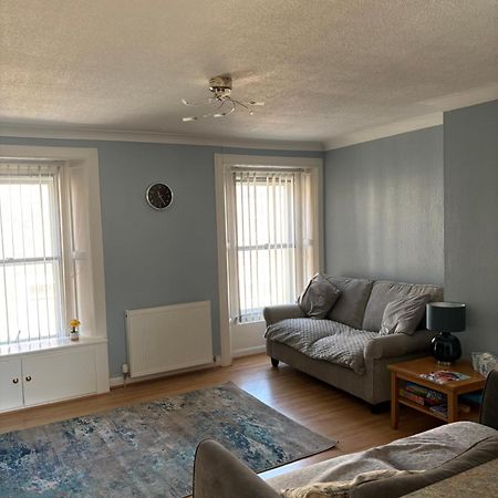 Lovely 2-Bedroom Apartment In Scottish Borders Earlston Eksteriør billede